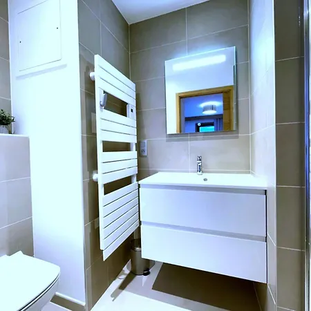 Apartment Centre - 6 Pers. - Fr-1-343-275