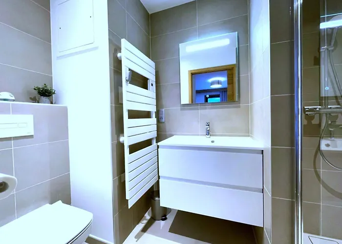 Apartment Centre - 6 Pers. - Fr-1-343-275